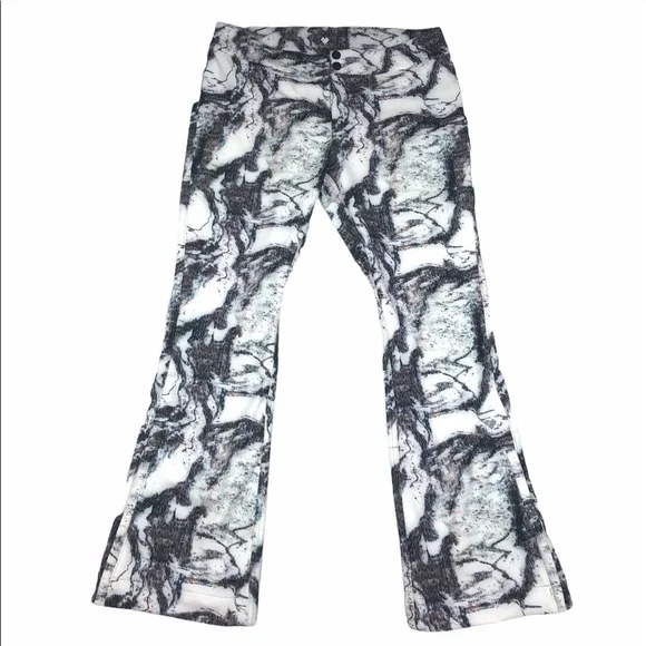 Obermeyer Bond black and White ski Pants - Picture 3 of 13